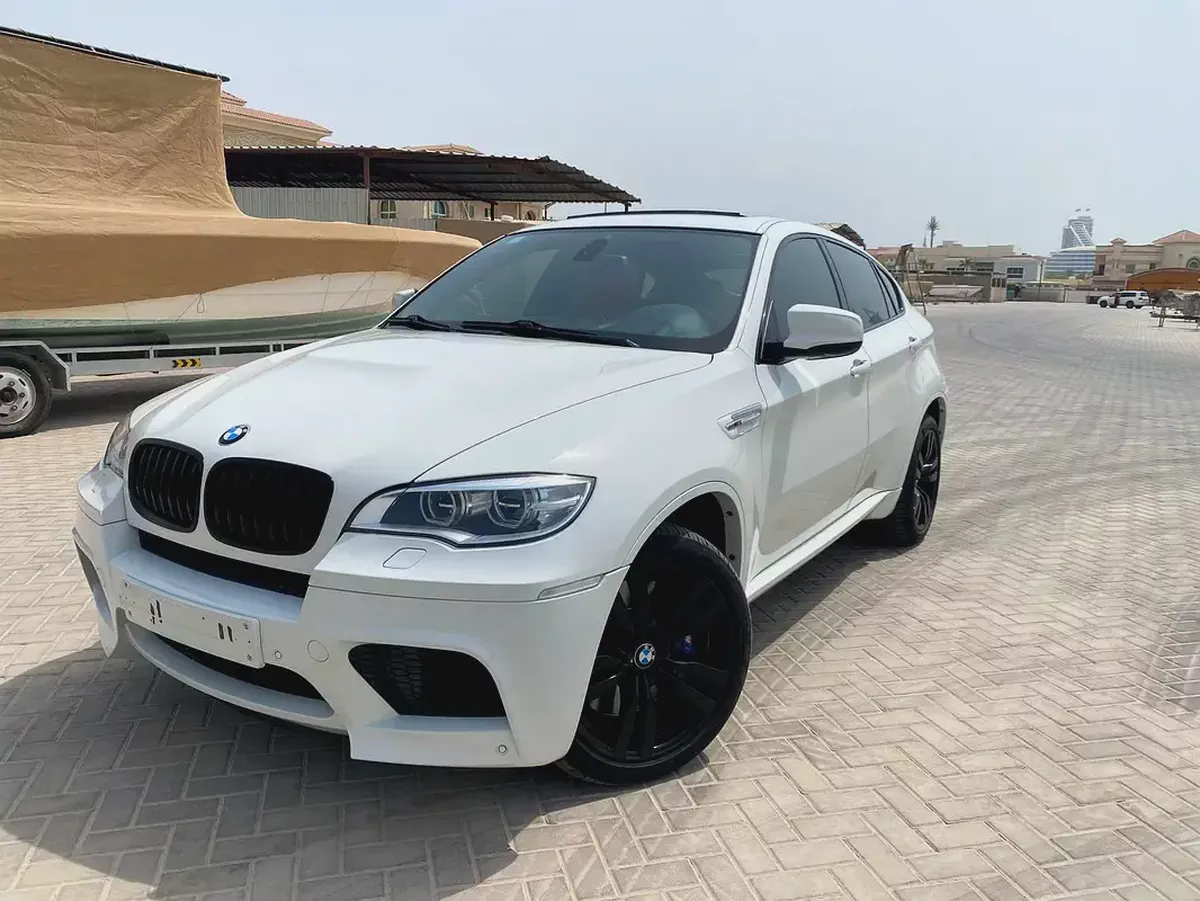 2014 BMW X6M  4.4L V8 555 HP || LOW MILEAGE || ACCIDENT FREE || GCC || CARPLAY TOUCH SCREEN-1-1