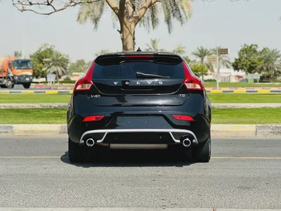 VOLVO V40 R DESIGN MODEL 2016 FULL SERVICE HISTORY IN STORY-10