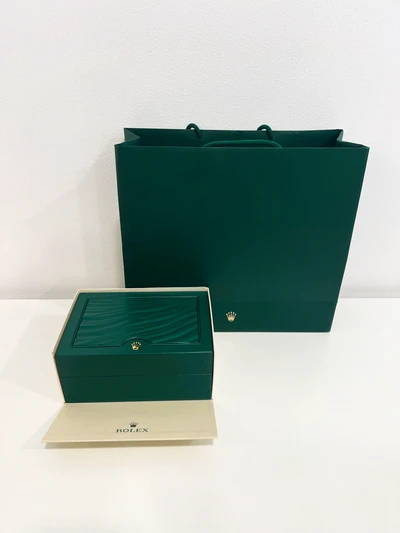 Rolex Oyster Perpetual 41 - Celebration Turquoise Blue Dial-4