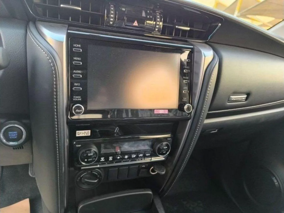 Toyota Fortuner VX2 PLUS Toyota Fortuner 2.8L diesel Full Option 2024-10-0