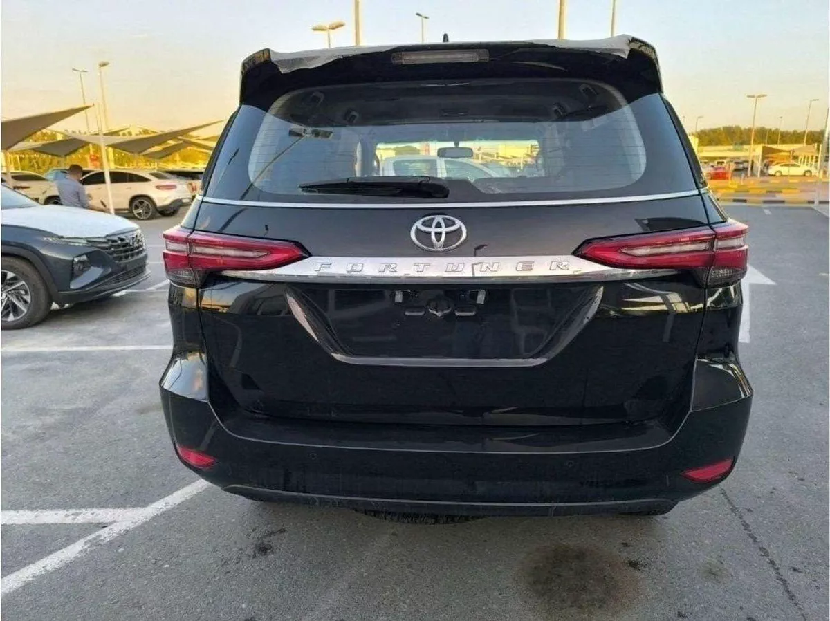 Toyota Fortuner VX2 PLUS Toyota Fortuner 2.8L diesel Full Option 2024-7-0