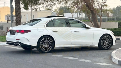 Mercedes-Benz E200 2.0L AMG 2026 GCC Agency Warranty-5