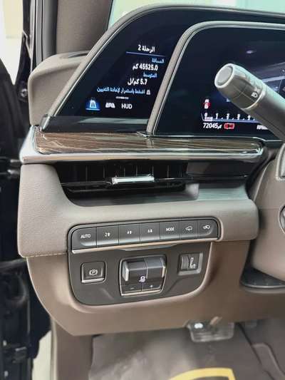 2022 Cadillac Escalade Sport Platinum | GCC Specs | Top of the Range-8