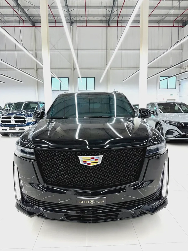 2022 Cadillac Escalade Sport Platinum | GCC Specs | Top of the Range
