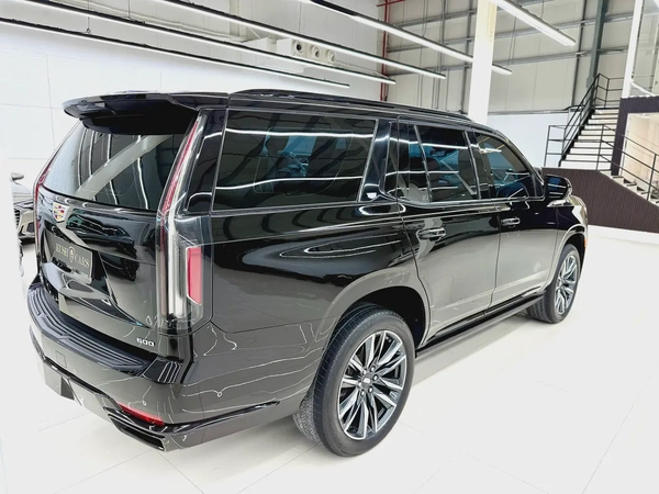 2022 Cadillac Escalade Sport Platinum | GCC Specs | Top of the Range