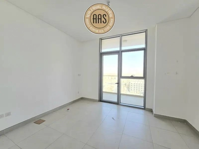 Spacious Apartment ! With Balcony ! Open View ! Ready to Move ! With All Aminities-2