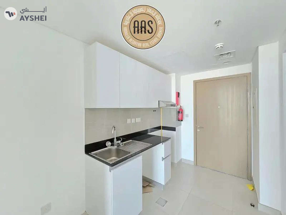 Spacious Apartment ! With Balcony ! Open View ! Ready to Move ! With All Aminities-5-5