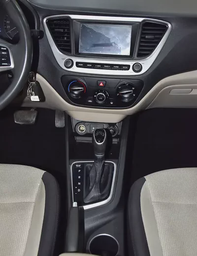 AED 593 EMi at 0% DP | Hyundai Accent 1.6L ( 2020 Model ) in Blue Color GCC Specs-14