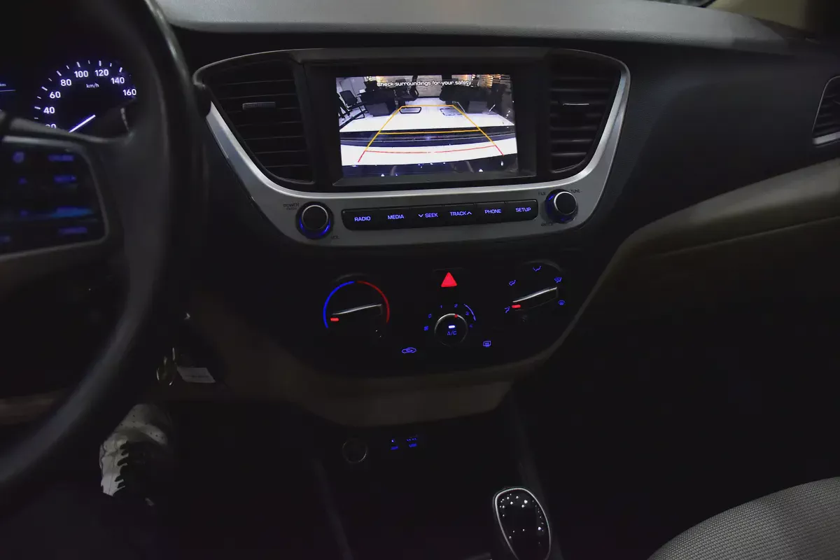 AED 593 EMi at 0% DP | Hyundai Accent 1.6L ( 2020 Model ) in Blue Color GCC Specs-13-13