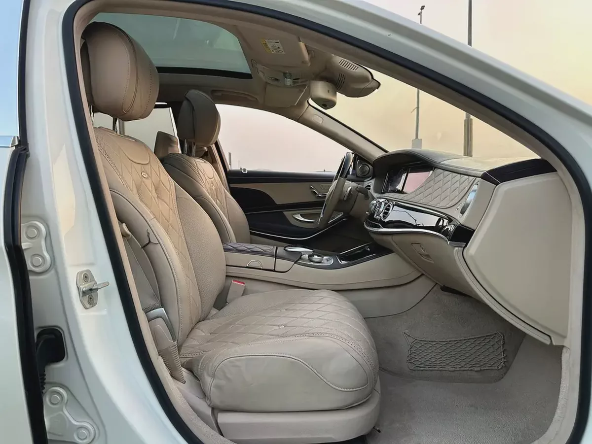 (2015) MERCEDES S600 //MAYBACH// GCC LOW MILEAGE -ORIGINAL PAINT--14-14
