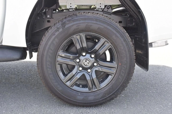 Toyota Hilux 2025 MODEL: 4X4 2.7 MT DC DISPLAY AUDIO AUTO & RR AC, W/O BEDLINER MATERIAL CODE: THX27