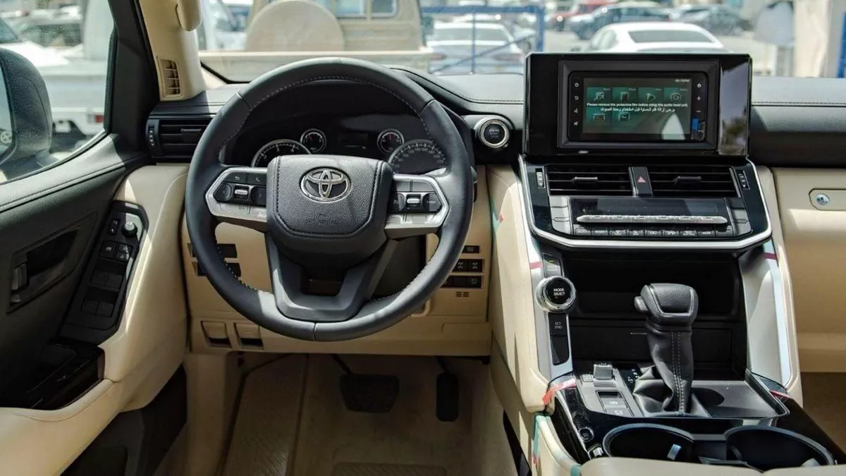 Toyota Land Cruiser GX LC300 GXR 3.3D AT MY2025 – BLACK-10-0