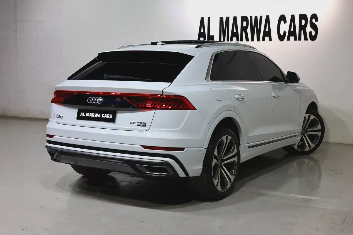 Audi Q8 2019 55 TFSI quattro GCC Specs in Excellent Condition-4-4