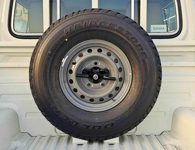 Toyota Land Cruiser Pick Up LC79 STD-E / DOUBLE CABIN MANUAL / SNORKEL (CODE # STD-E)-11