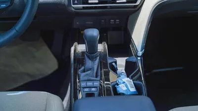 2026 Toyota Camry LE 2.5L HYBRID GCC Specs-15