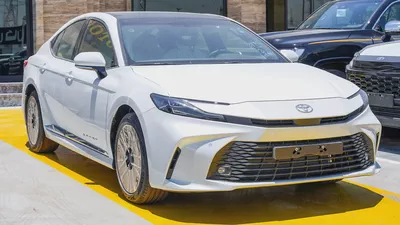 2026 Toyota Camry LE 2.5L HYBRID GCC Specs-2