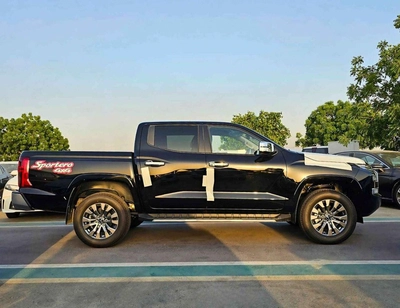 Mitsubishi L200 SPORTERO (NON GCC) SPORTERO || 2.4L DIESEL V4 A/T / PUSH START / LEATHER WITH DRIVER PWR SEAT / REAR CAMERA (CODE # SPT-1