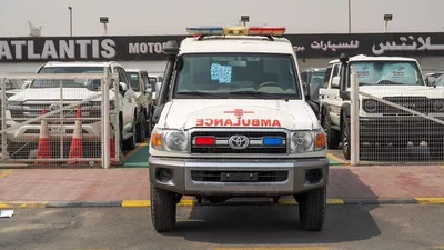 Toyota Land Cruiser 70 HT VXR 4.0L M/T-1
