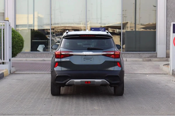 Kia Seltos 2023 EX – GCC Specifications - Original paint
