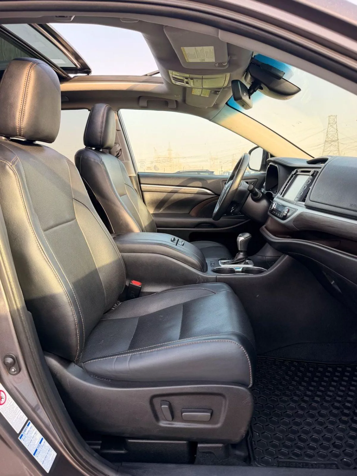Toyota Highlander Platinum 3.5L full option 4WD 3.5L / panoramic, 360 camera 2019-16-0