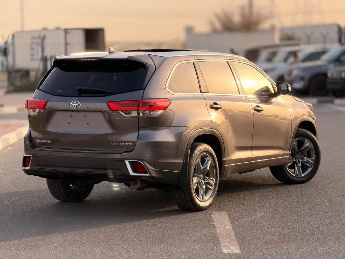 Toyota Highlander Platinum 3.5L full option 4WD 3.5L / panoramic, 360 camera 2019-3-0