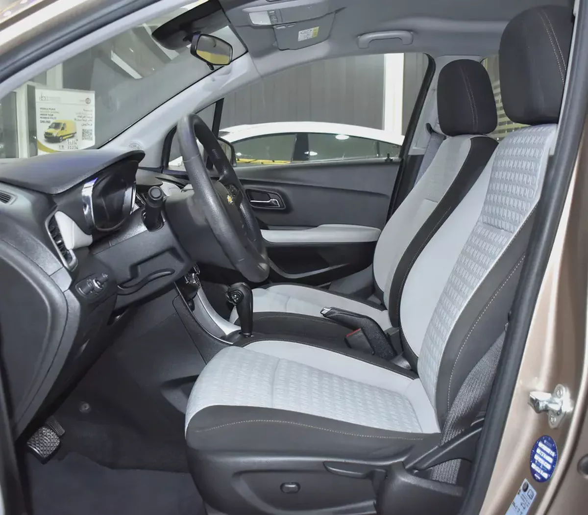 EXCELLENT DEAL for our Chevrolet Trax LT ( 2019 Model ) in Brown / Beige Color GCC Specs-9-9