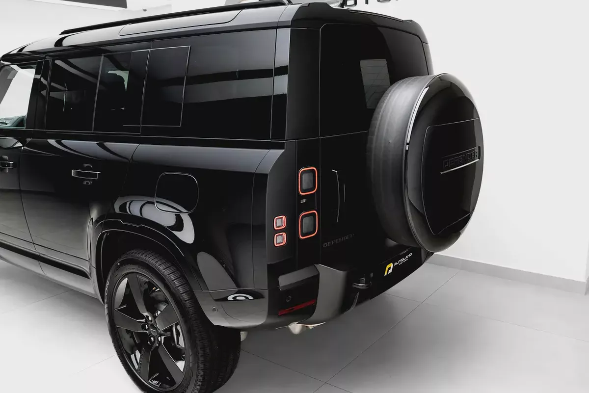 2026 LAND ROVER DEFENDER X- DAYNAMIC HSE P400E GCC UNDER WARRANTY-16-16
