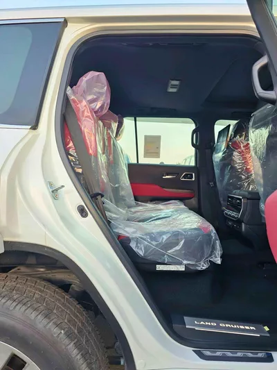 Toyota Land Cruiser VXR 3.5L Petrol Twin Turbo | FULL OPTION | BIG DVD | JBL SPKR | HUD / CODE # VXR3M)-13