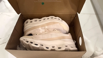 On Cloudmonster Void Running Shoes-2