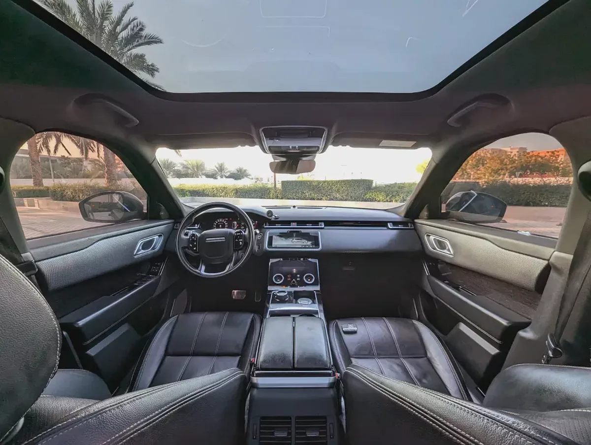 LAND ROVER RANGE ROVER VELAR 2020 R-DYNAMIC SE GCC IN EXCELLENT CONDITION-2-2
