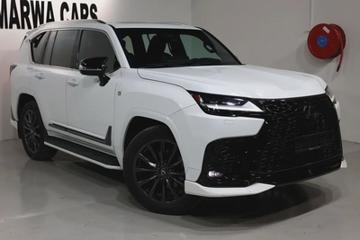 Lexus LX 600 F Sport 2025 | GCC SpecsI ALFUTTAIM WARRANTY  | PERFECT CONDATION I FREE ACCIDENTS-1