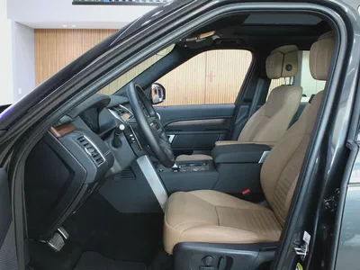 2024 - Land Rover Discovery R-Dynamic HSE for 239,000.00 AED-10
