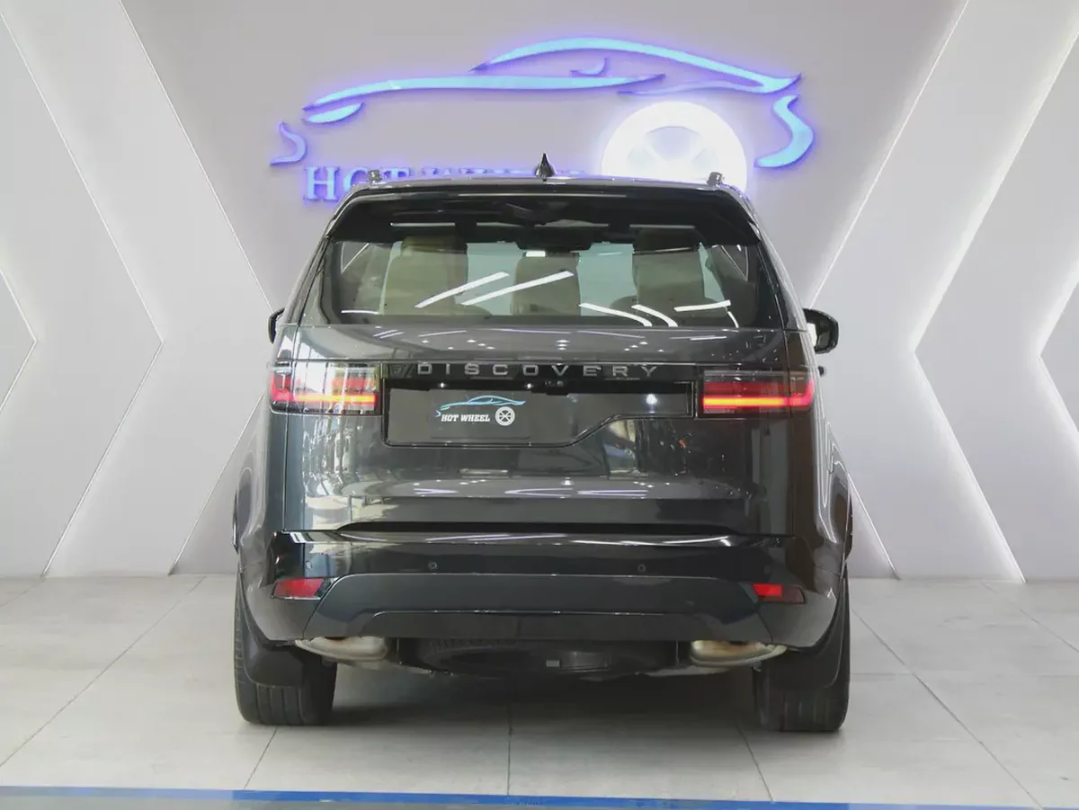 2024 - Land Rover Discovery R-Dynamic HSE for 239,000.00 AED-3-3