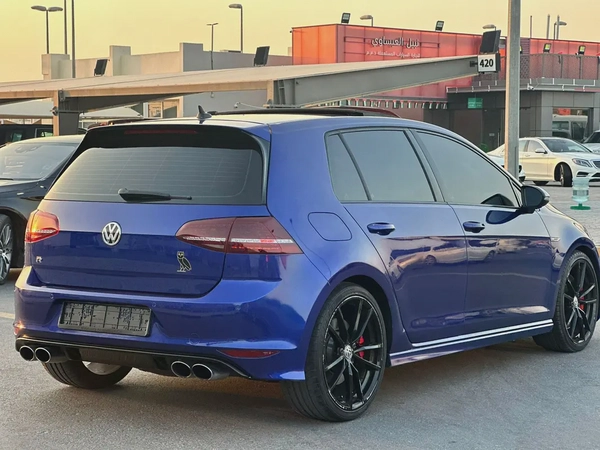 2016 Volkswagen Golf R - مواصفات خليجية بحالة جيدة