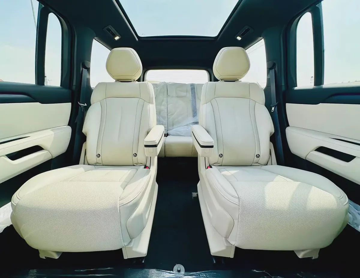 Rox 01 Captain ETE 2026 - 7 Seater-7-7