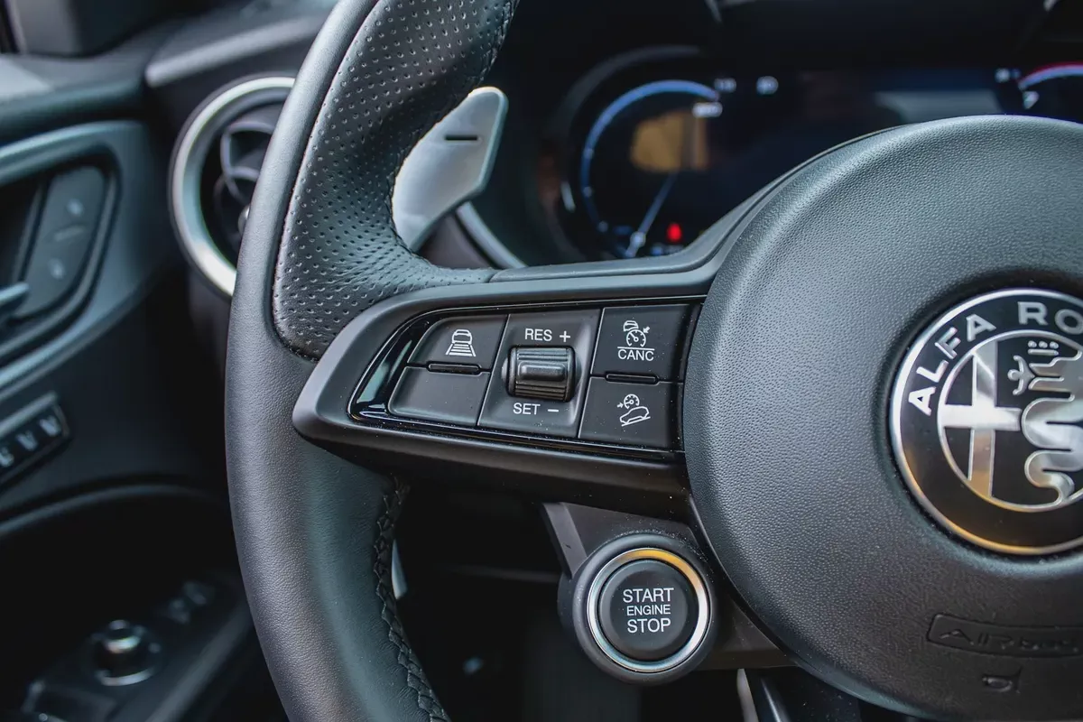 AED 2,605 / Month | Alfa Romeo | Stelvio Veloce MCA | 2024 | Gargash Warranty and Service-10-10