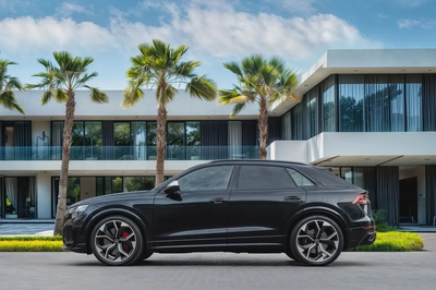 8,128 P.M |  RSQ8 | 0% Downpayment | Audi Warranty&Service!-1