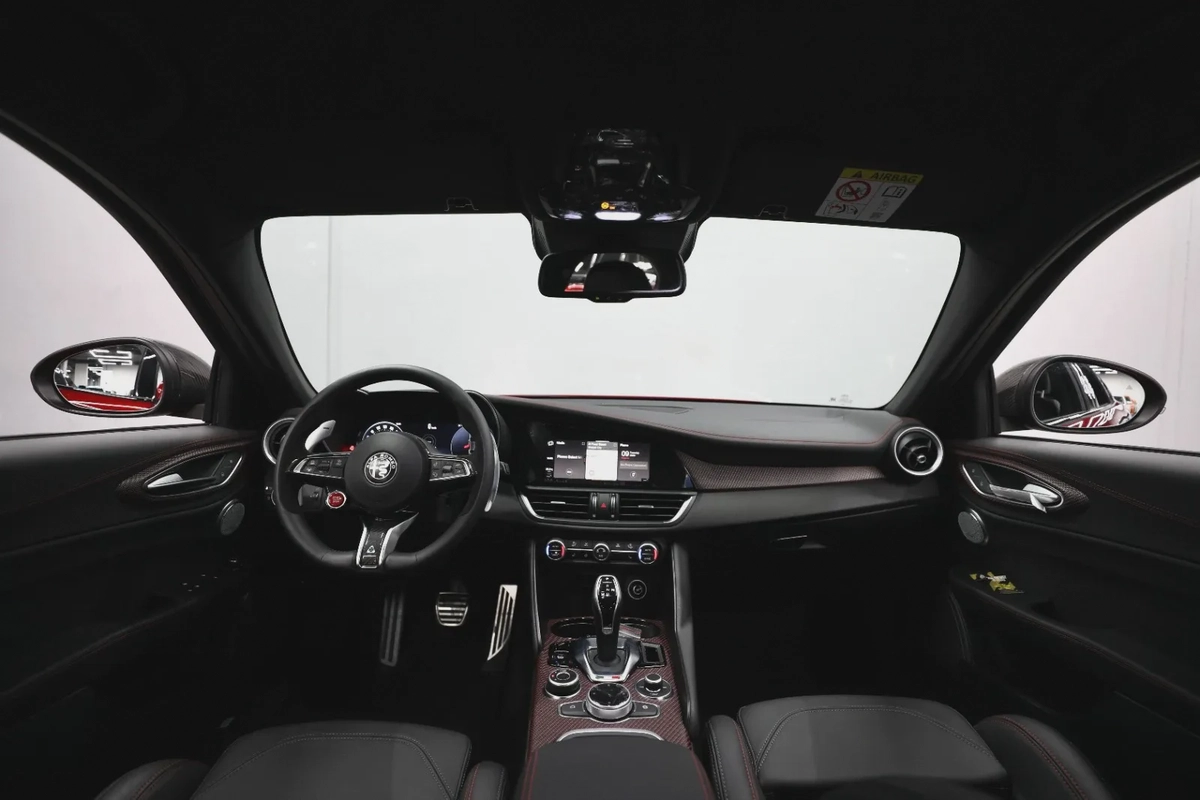 Alfa Romeo Giulia Super
