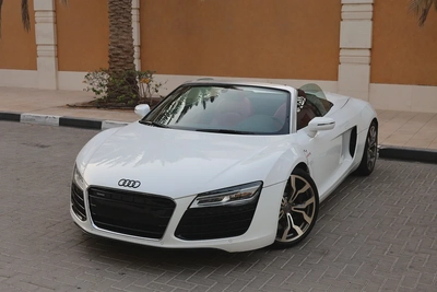 (2016) AUDI- R8 SPYDER -45000KM-GCC SPECS- PERFECT CONDITION-0