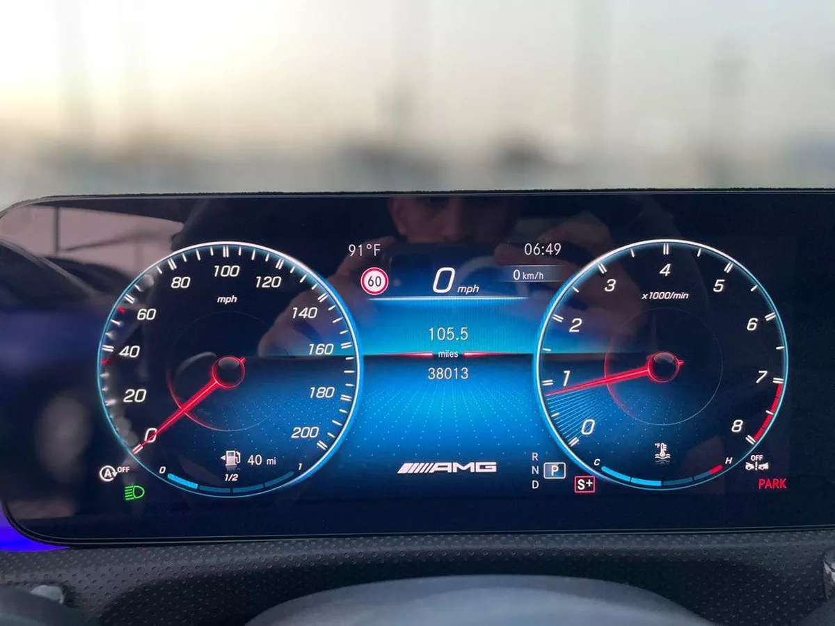 For sale Mercedes-Benz CLA 250 II (C118, X118), 2.0 l, 2023 in UAE, Sharjah-7-7
