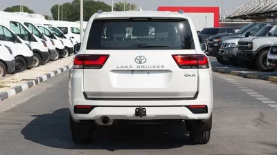 Toyota Land Cruiser GXR TOYOTA LAND CRUISER GXR 3.5L PETROL FULL OPTION 0KM-7