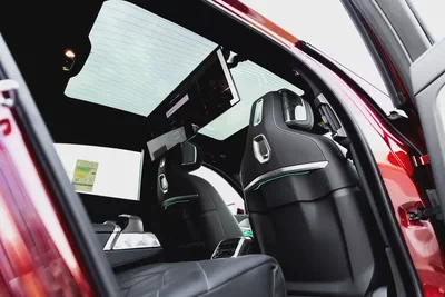 BMW 740i M Sport Individual – 2026 | GCC | Only 2,050 KM | 2 Years Warranty | AED 444,000-14