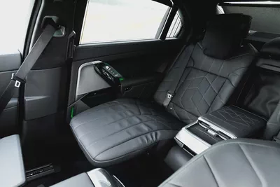 BMW 740i M Sport Individual – 2026 | GCC | Only 2,050 KM | 2 Years Warranty | AED 444,000-16