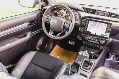 2026 TOYOTA HILUX 4WD 4.0 GR SPORT EXL FOR EXPORT AED 170,000/--18