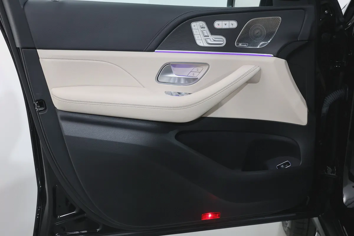 Mercedes-Benz GLS 450 4MATIC 2024 - GCC Specs-7-7