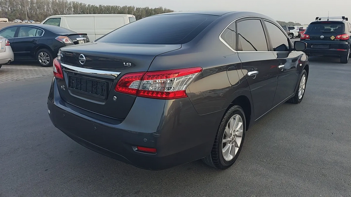 Nissan Sentra SV 2018 GCC Specs-8-8