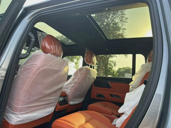 Rox01 / 7 Seats