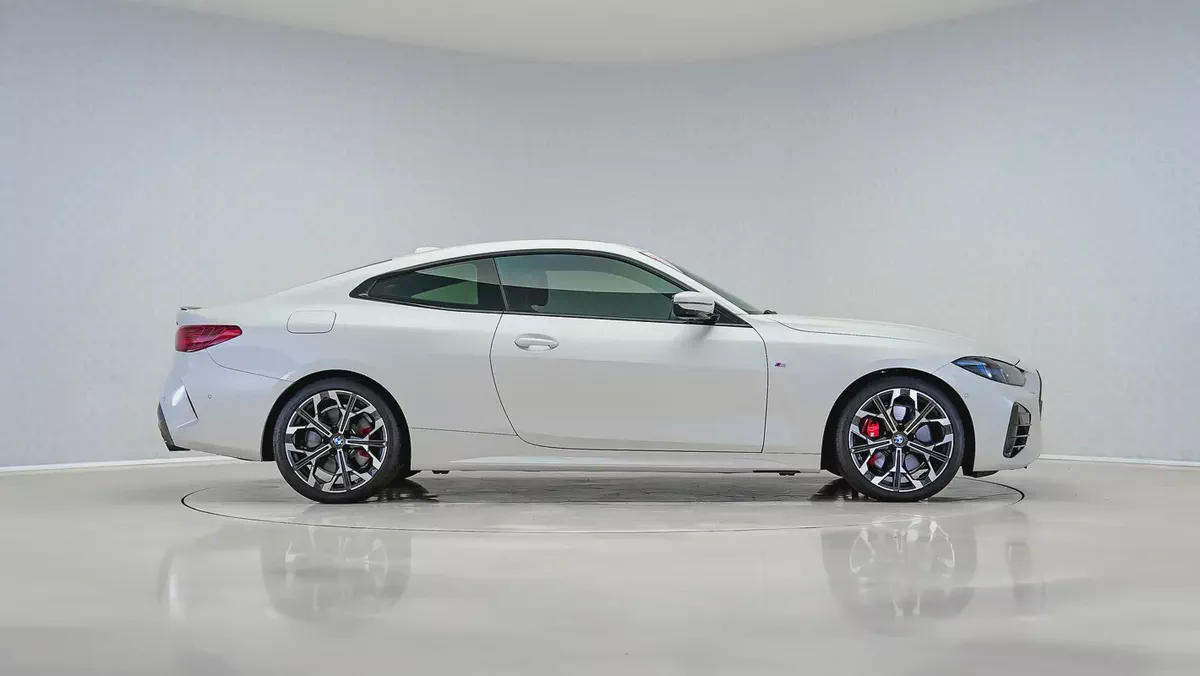 2025 BMW 430i M Sport | GCC Specs | BMW Warranty & Service October 2030-2-2