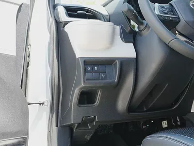 Brand New 2026 Toyota Veloz GX - GCC Specs - 7 Seater Family SUV-11