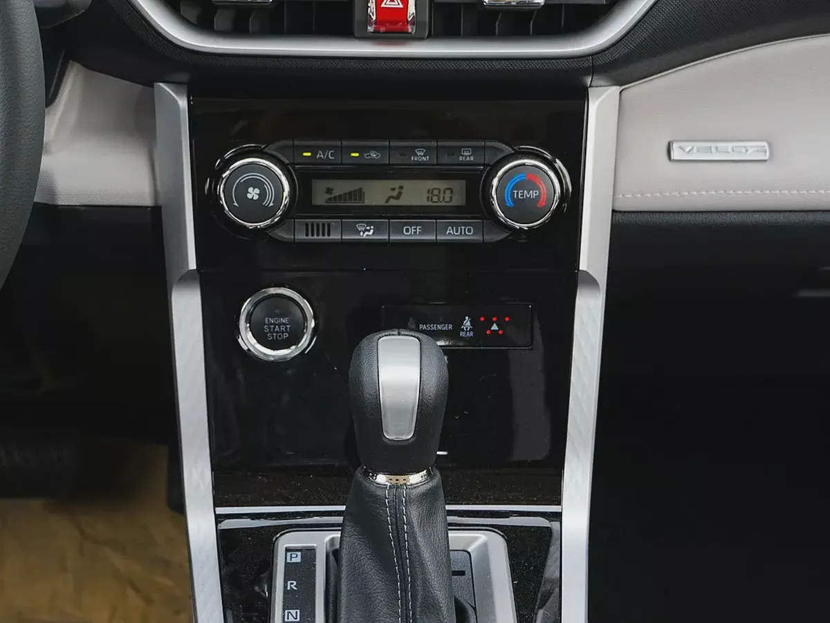 Brand New 2026 Toyota Veloz GX - GCC Specs - 7 Seater Family SUV-9-9